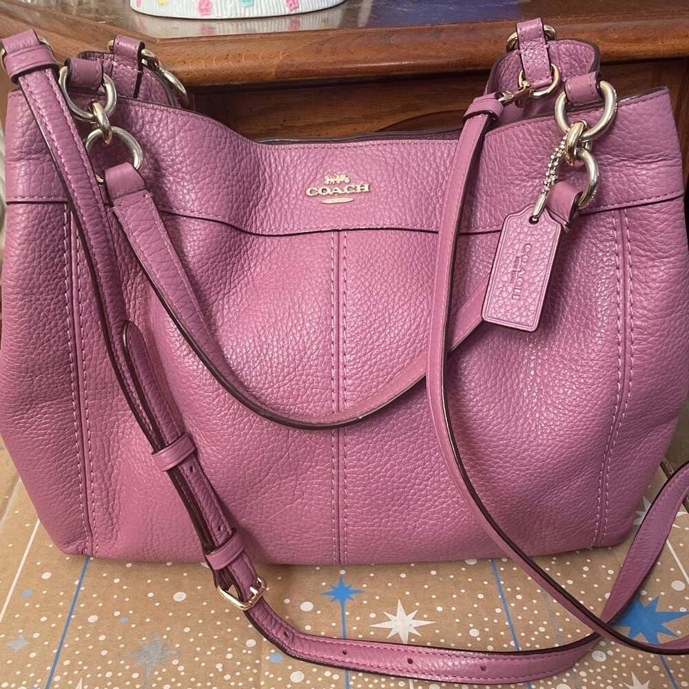 Coach Lexy Pebble Leather Shoulder Bag in Peony   Excellent Preloved Condition